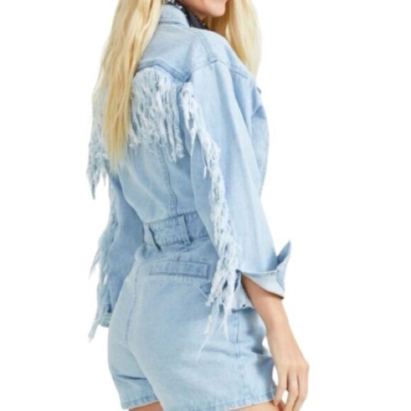 Peach Love California Romper Womens S Blue Light Wash Denim Fringe Belted - Picture 3 of 10